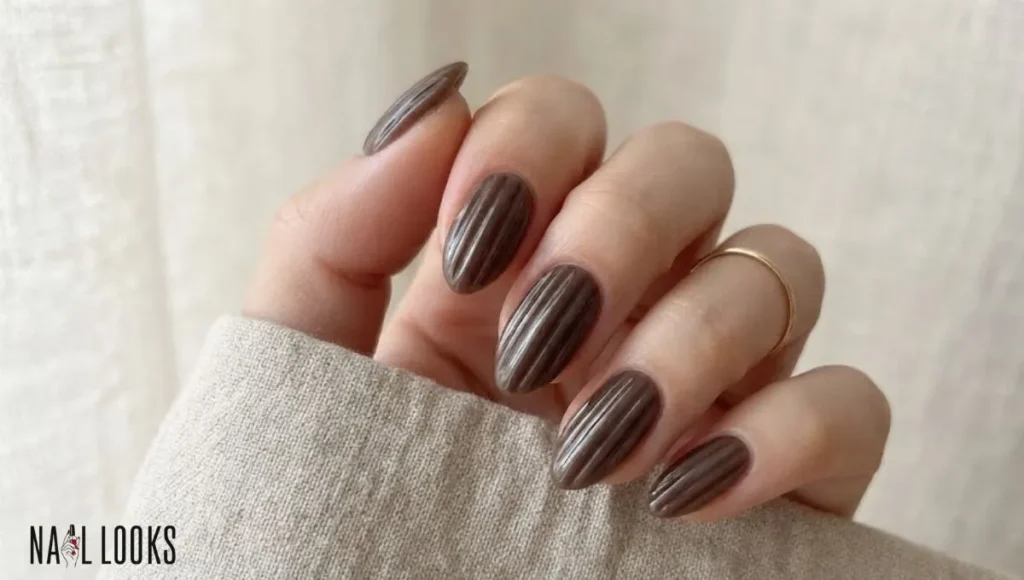 Glass Ribbed Nails