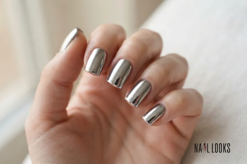 Silver Chrome Summer Nails